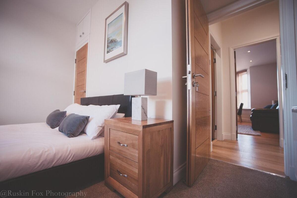 Impressive 3 Bedroom แอเบอร์ดีน ภายนอก รูปภาพ