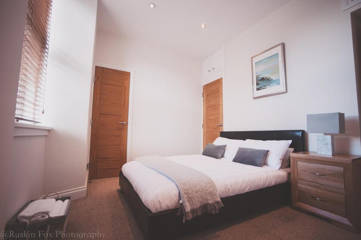 Impressive 3 Bedroom แอเบอร์ดีน ภายนอก รูปภาพ